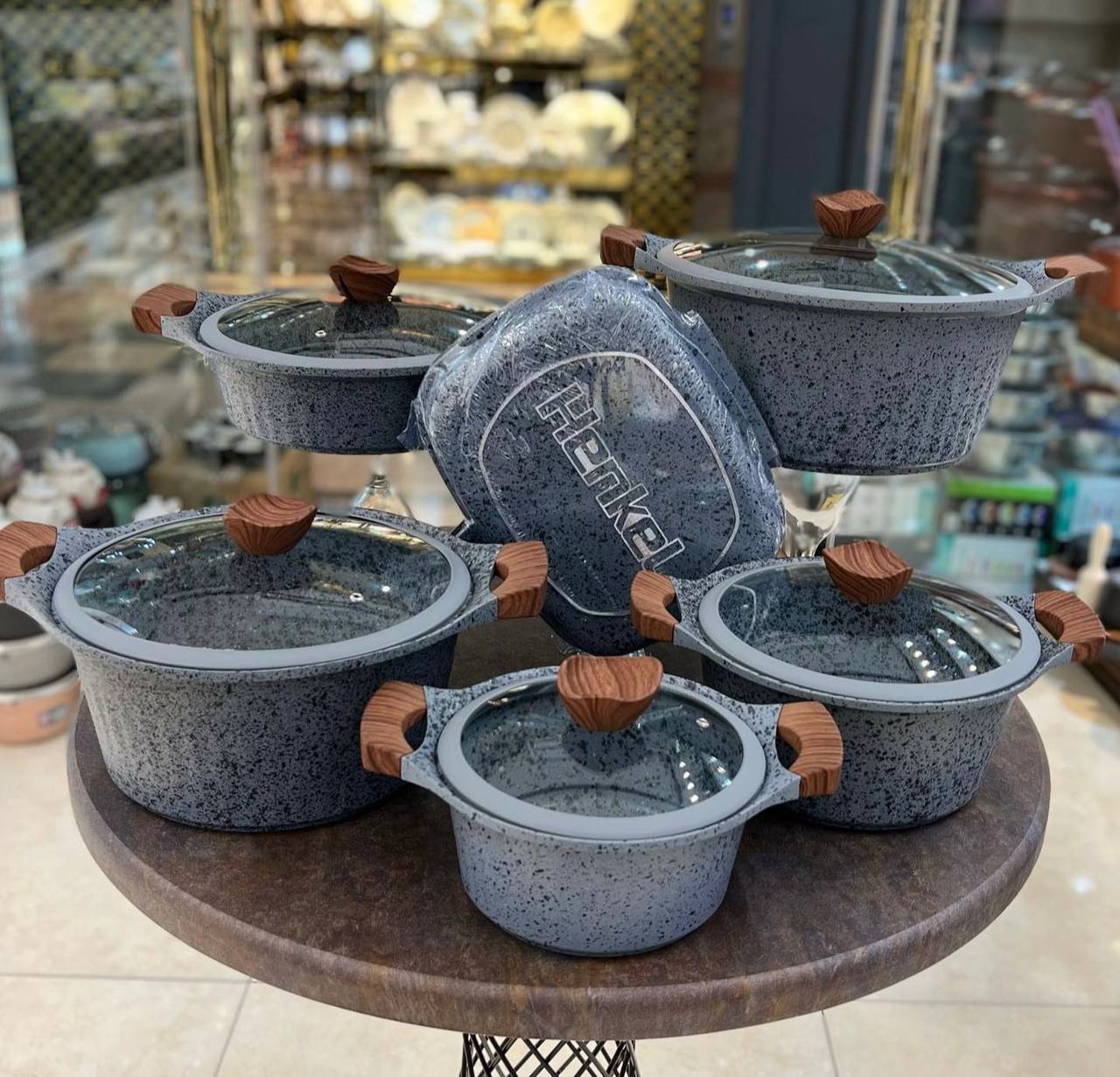 تصویر 2 از قیمت خرید سرویس قابلمه روسی اصل + فروش ویژه
