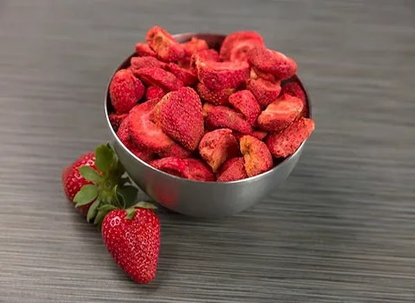 تصویر 4 از فروش توت فرنگی خشک انجمادی + قیمت خرید به صرفه