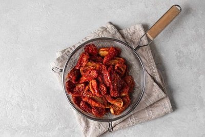 تصویر 2 از قیمت گوجه فرنگی خشک شده + خرید باور نکردنی