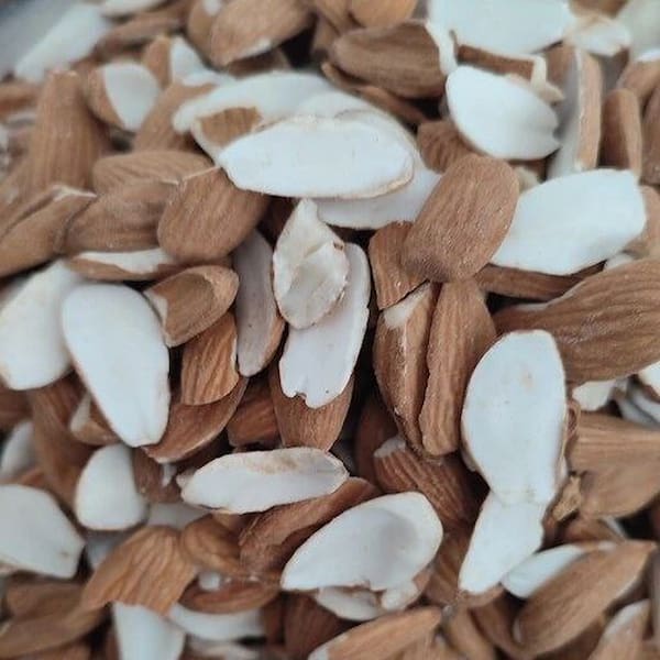 تصویر 2 از خرید جدیدترین انواع مغز بادام شکسته
