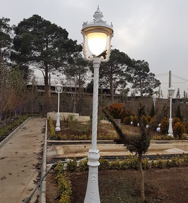 تصویر 2 از قیمت خرید پایه چراغ باغی + فروش ویژه