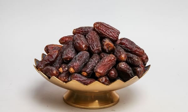تصویر 4 از قیمت خرما پیارم صادراتی + خرید باور نکردنی