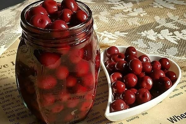 بهترین قیمت خرید ترشی آلبالو ملس در همه جا