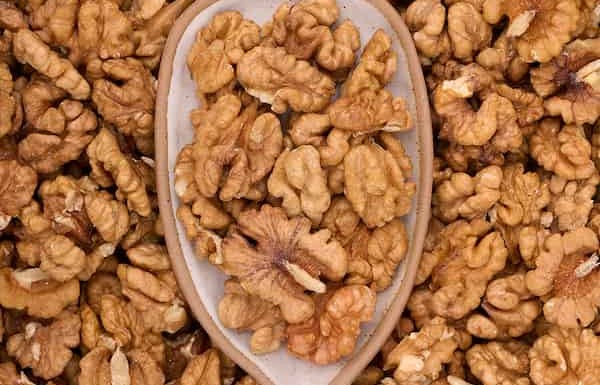 تصویر 1 از قیمت مغز گردو + خرید باور نکردنی