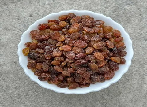 تصویر 1 از قیمت خرید کشمش تیزابی ملایر با فروش عمده