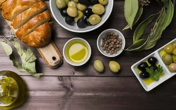 تصویر 3 از قیمت خرید روغن زیتون ارگانیک + فروش ویژه
