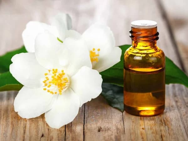 تصویر 2 از قیمت خرید عرق بهار نارنج دو آتیشه + فروش ویژه