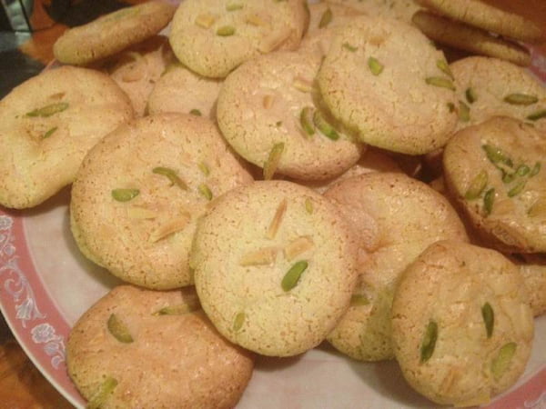 تصویر 5 از قیمت خرید کلوچه مغزدار نارگیلی + فروش ویژه