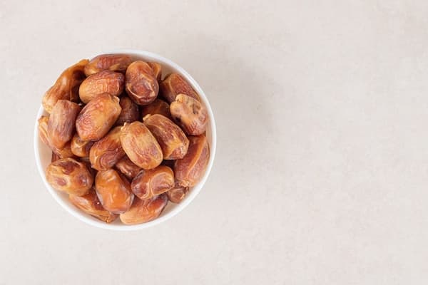 تصویر 1 از فروش خرما زاهدی خشک + قیمت خرید به صرفه