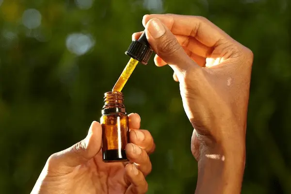 تصویر 3 از خرید روغن هسته خرما طبیعی + قیمت عالی باکیفیت