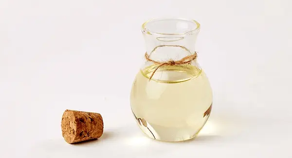 تصویر 4 از خرید روغن هسته خرما برای پوست + قیمت عالی باکیفیت