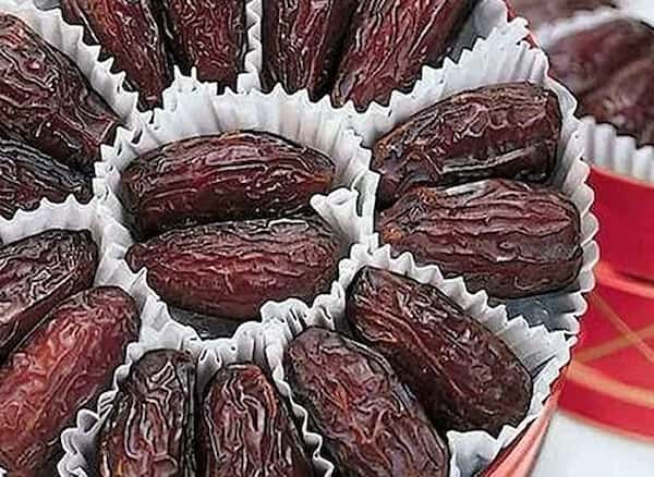 تصویر 5 از قیمت خرید خرما پیارم صادراتی با فروش عمده