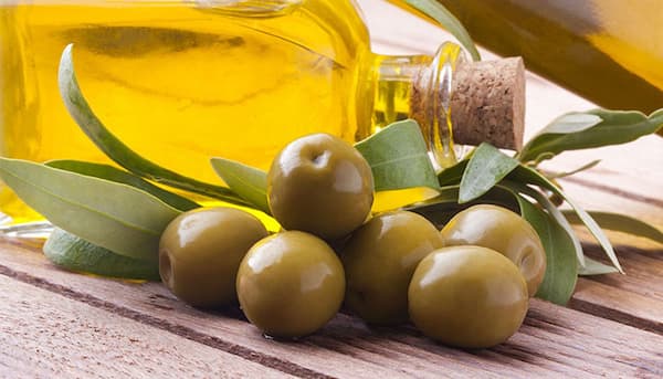 تصویر 2 از قیمت خرید روغن زیتون بکر طارم + فروش ویژه