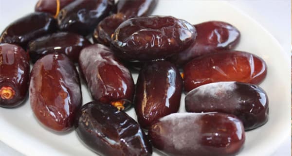 تصویر 1 از قیمت خرید خرما کلوته بم + فروش ویژه