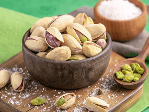 خرید پسته احمد آقایی عمده + قیمت فروش استثنایی