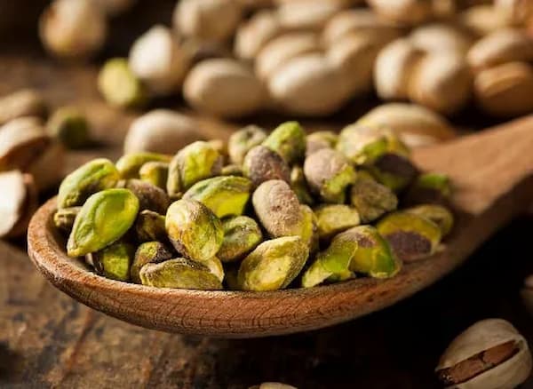 تصویر 5 از فروش پسته بادامی سفید + قیمت خرید به صرفه