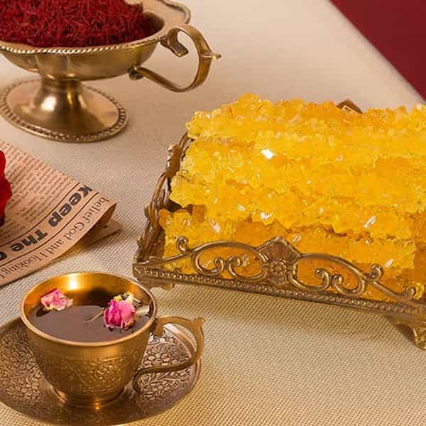 تصویر 4 از نبات شاخه زعفرانی ممتاز با طعم اصیل