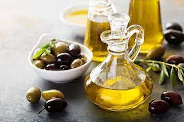 تصویر 3 از قیمت روغن زیتون اصل با کیفیت ارزان + خرید عمده