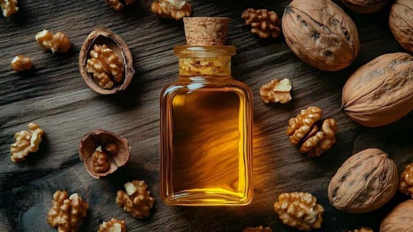 تصویر 4 از راهنمای خرید روغن گردو صورت + قیمت عالی