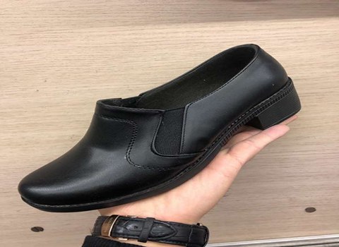 تصویر 3 از فروش عمده کفش چرم مصنوعی