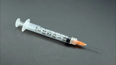 تصویر 5 از خرید سرنگ انسولین سرپیچی + قیمت فروش استثنایی