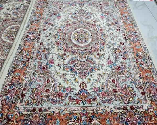 تصویر 5 از قیمت قالی طرح خطیبی + خرید باور نکردنی