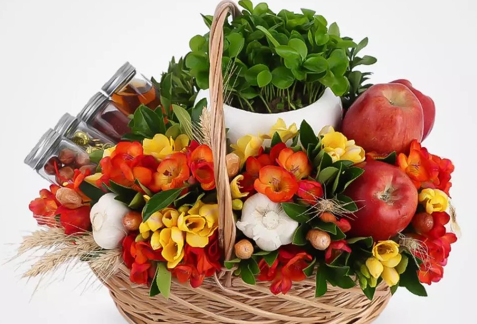 تصویر 4 از قیمت هفت سین در سبد حصیری + خرید باور نکردنی
