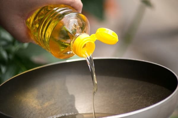 تصویر 1 از قیمت خرید روغن کنجد آشپزی عمده به صرفه و ارزان