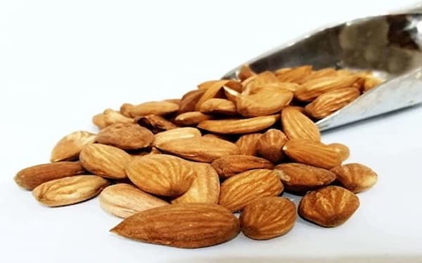 تصویر 2 از قیمت خرید بادام منقا خام با فروش عمده