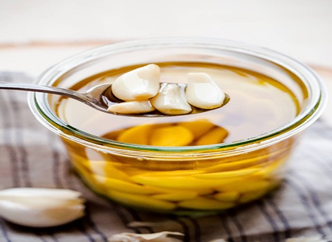 تصویر 1 از قیمت خرید روغن سیر سیاه اصل با فروش عمده