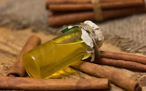 تصویر 2 از قیمت ارزان عرق دارچین + خرید عمده