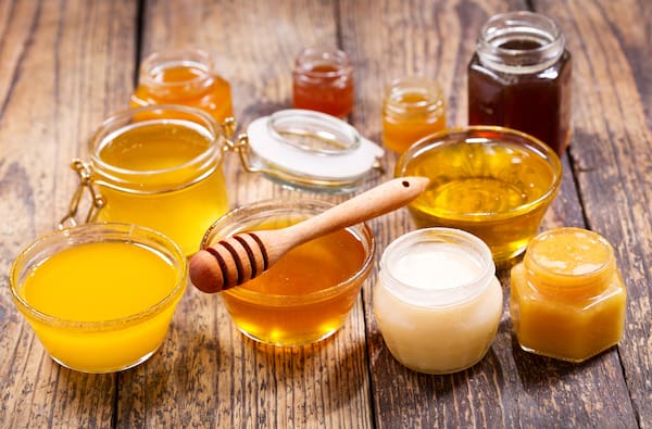 تصویر 1 از قیمت عسل آویشن طبیعی با کیفیت ارزان + خرید عمده