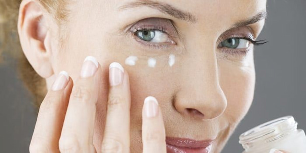 تصویر 3 از خرید و قیمت کرم آبرسان دور چشم + فروش عمده