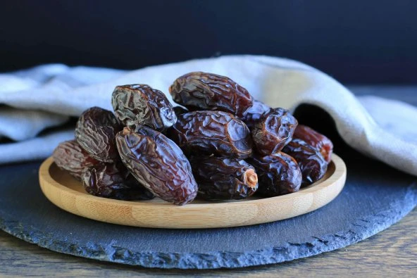 تصویر 5 از قیمت خرما مضافتی بم با کیفیت ارزان + خرید عمده