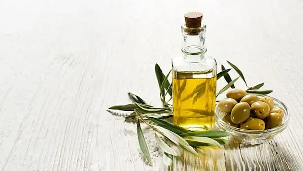تصویر 5 از قیمت روغن زیتون بی بو + خرید باور نکردنی