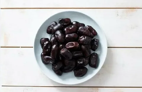 تصویر 5 از قیمت خرید رطب مضافتی مشکین با فروش عمده