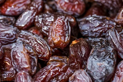 تصویر 4 از خرما مضافتی کیمیا لوکس با کیفیت ممتاز
