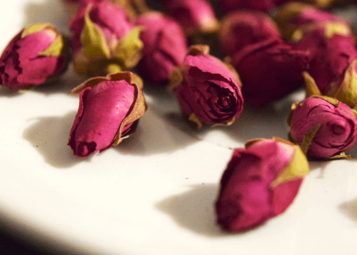 تصویر 1 از فروش غنچه گل محمدی کیلویی + قیمت خرید به صرفه