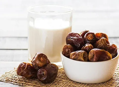 تصویر 3 از قیمت خرید خرما مضافتی سراوان با فروش عمده
