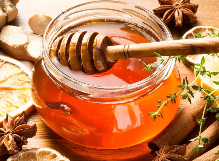 تصویر 5 از قیمت خرید عسل چهل گیاه اصل با فروش عمده