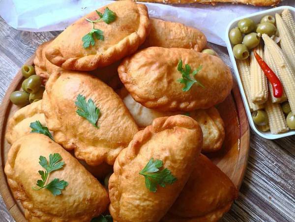 تصویر 1 از خرید و فروش پیراشکی سیب زمینی شکم پر با شرایط فوق العاده