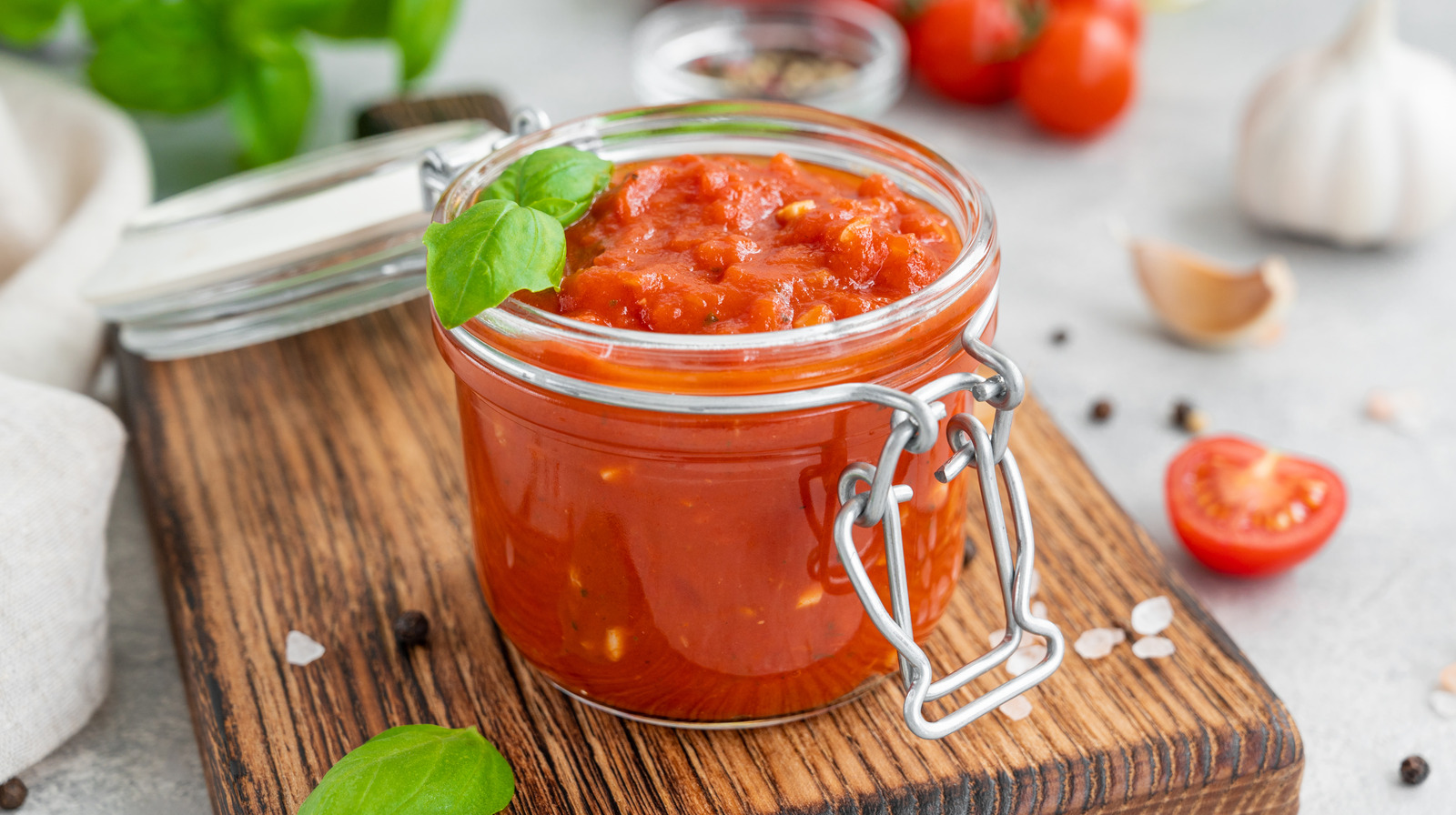 تصویر 1 از خرید و فروش رب گوجه فرنگی قوطی 800 گرمی با شرایط فوق‌العاده