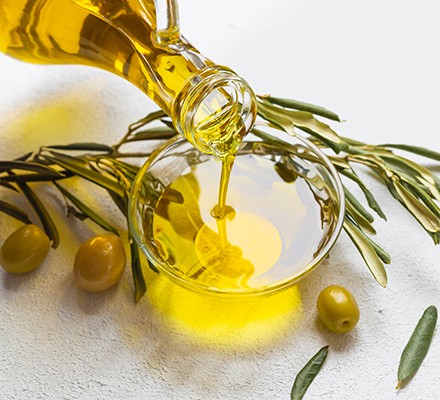 تصویر 3 از قیمت خرید روغن زیتون رودبار اصل + فروش ویژه