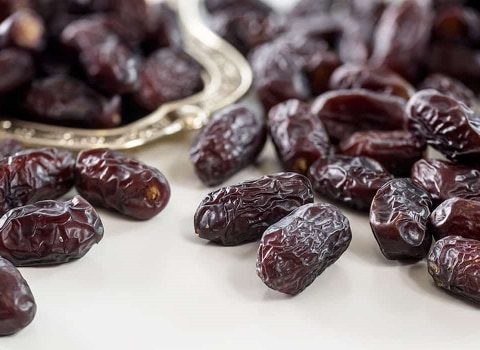 خرمای مضافتی فرآوری شده با طعم شیرین و لذیذ