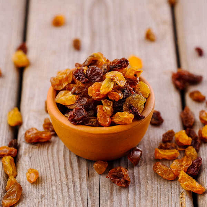 تصویر 3 از خرید کشمش تیزابی دودی + فروش ویژه