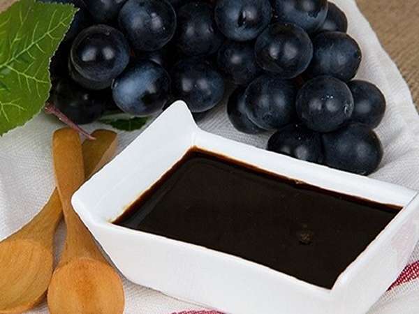 تصویر 1 از فروش شیره انگور سیاه ملایر + قیمت خرید به صرفه