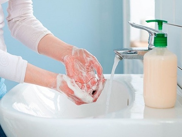 تصویر 2 از فروش مایع دستشویی بابونه + قیمت خرید به صرفه