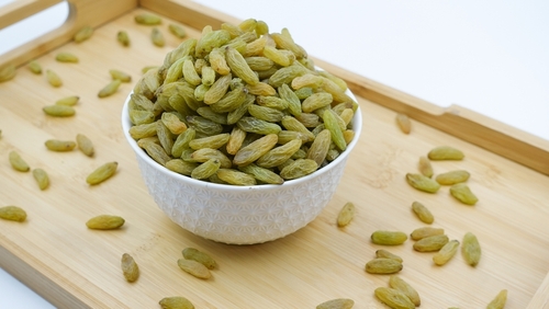 تصویر 3 از قیمت خرید کشمش سبز صادراتی + فروش ویژه