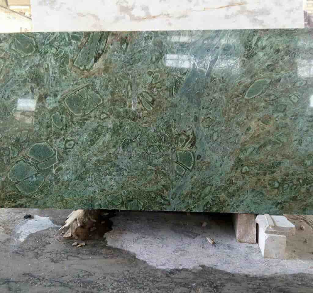 تصویر 3 از خرید و فروش سنگ گرانیت سبز جنگلی با شرایط فوق العاده