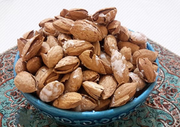 تصویر 3 از قیمت بادام درختی منقا با کیفیت ارزان + خرید عمده